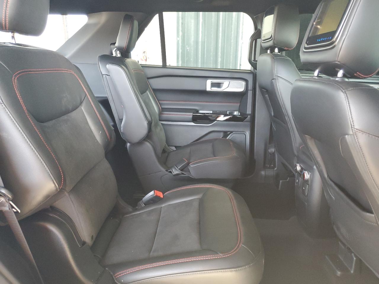 FORD EXPLORER ST-LINE