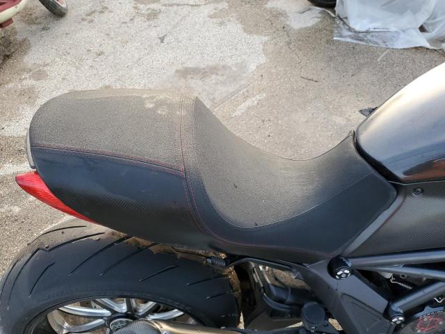 2011 DUCATI DIAVEL ZDM13BLW2BB002836