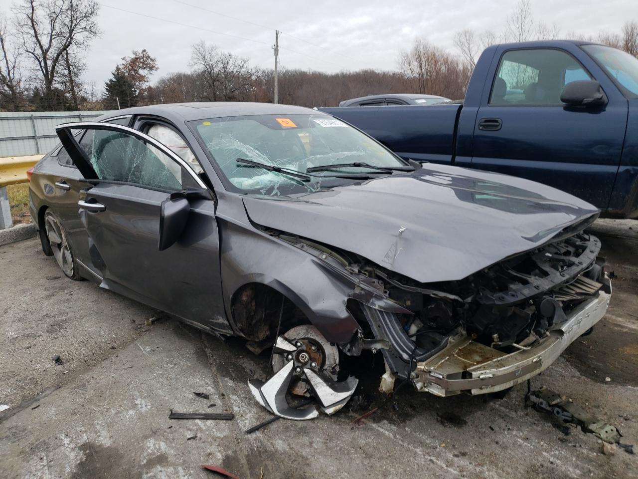 2018 Honda Accord Touring vin: 1HGCV1F91JA178894