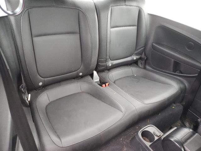 2016 VOLKSWAGEN BEETLE SE - 3VWJ17AT4GM601600