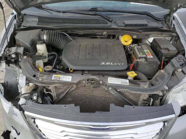 2015 CHRYSLER TOWN & COU - 2C4RC1GG9FR546396