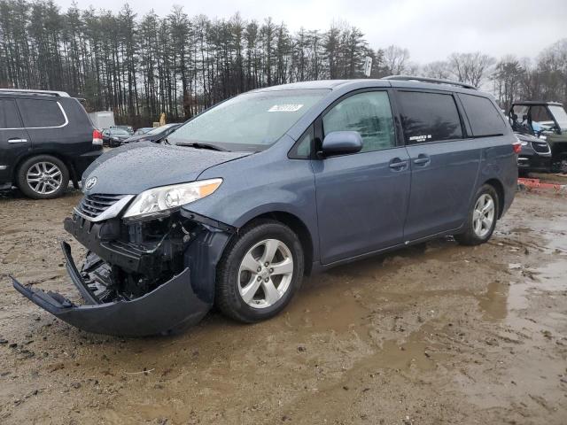 2017 Toyota Sienna LE