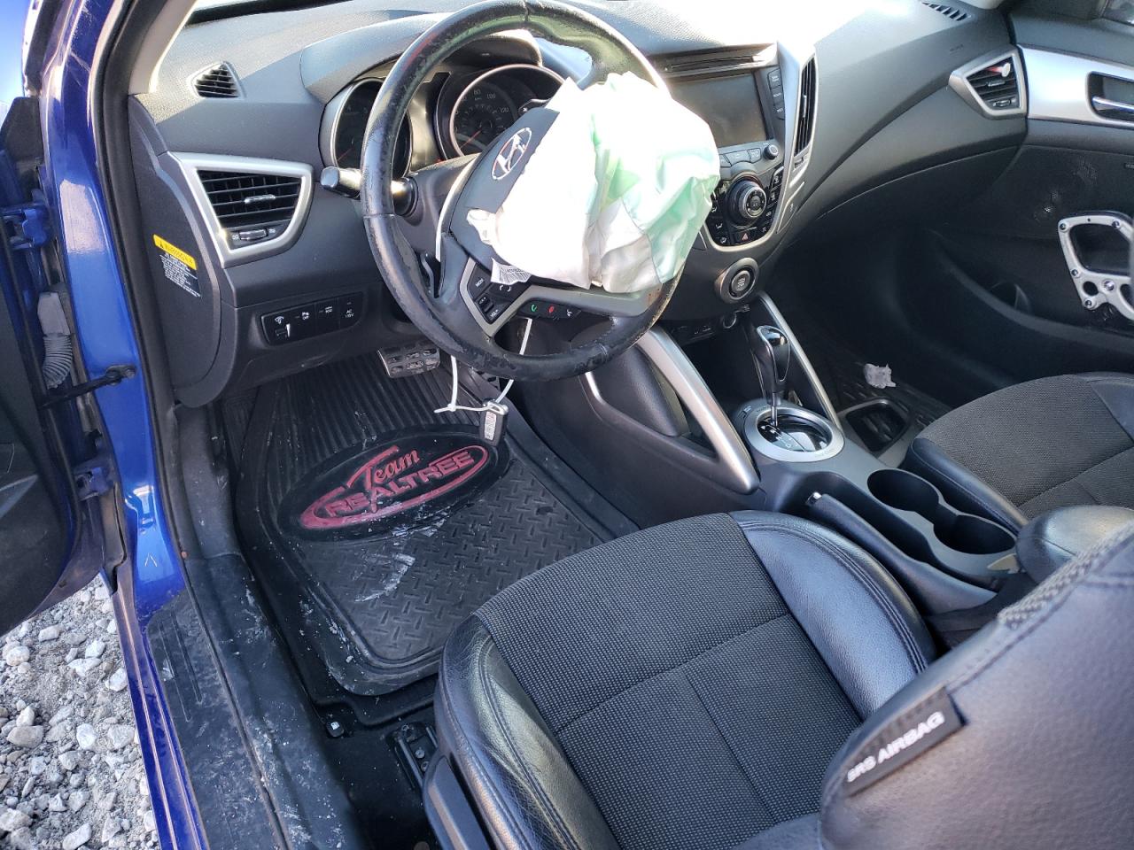 KMHTC6AD6DU122056 2013 Hyundai Veloster