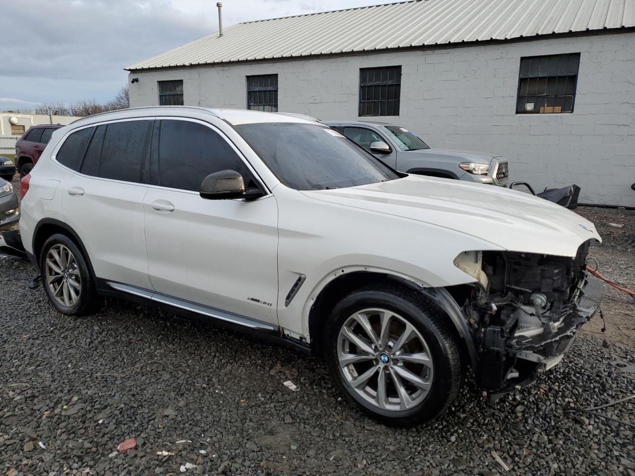 2018 BMW X3 XDRIVE3 2.0L  4(VIN: 5UXTR9C51JLC69415