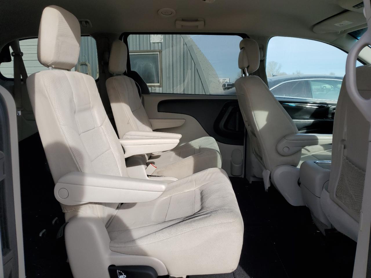 2C4RDGCG9CR147067 2012 Dodge Grand Caravan Sxt