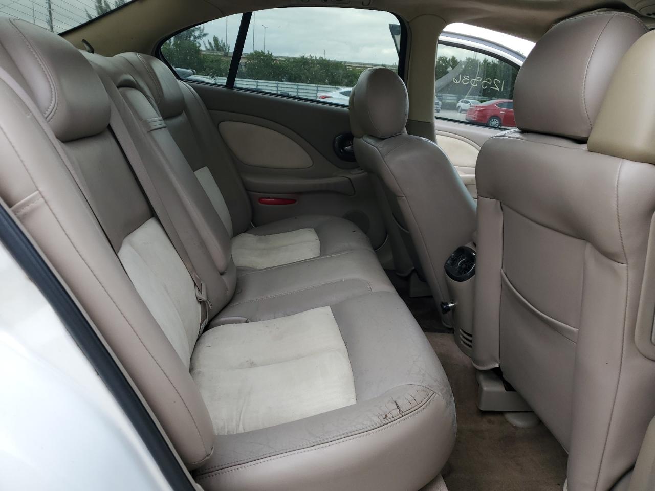 1G2HZ54Y55U182577 2005 Pontiac Bonneville Gxp