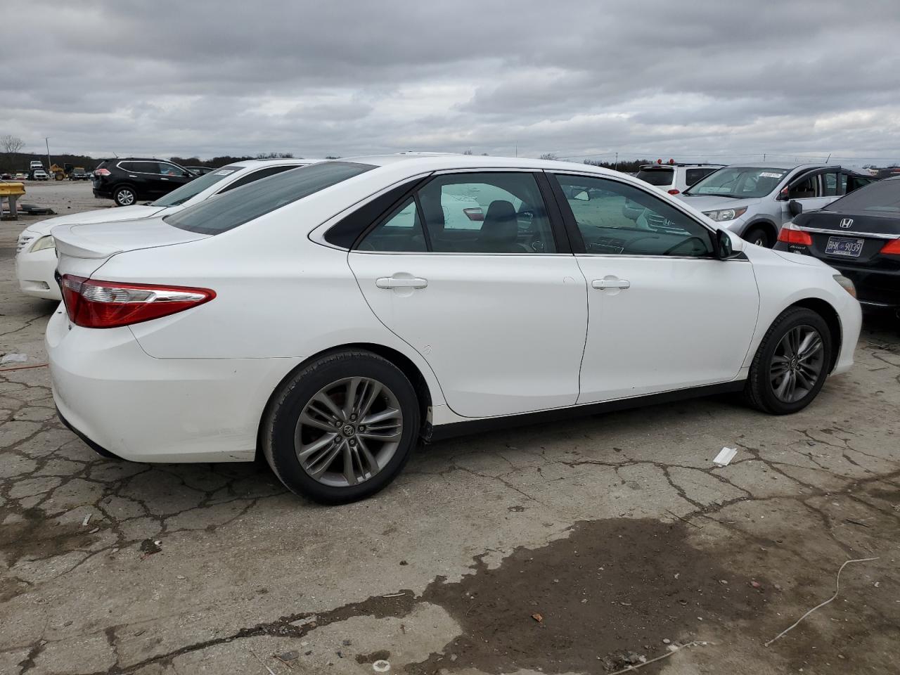 Lot #2339191168 2016 TOYOTA CAMRY LE