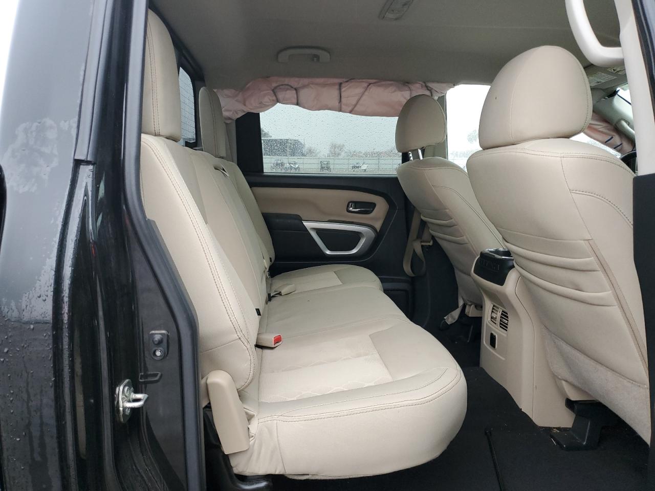 1N6AA1E67HN515142 NISSAN TITAN 2017