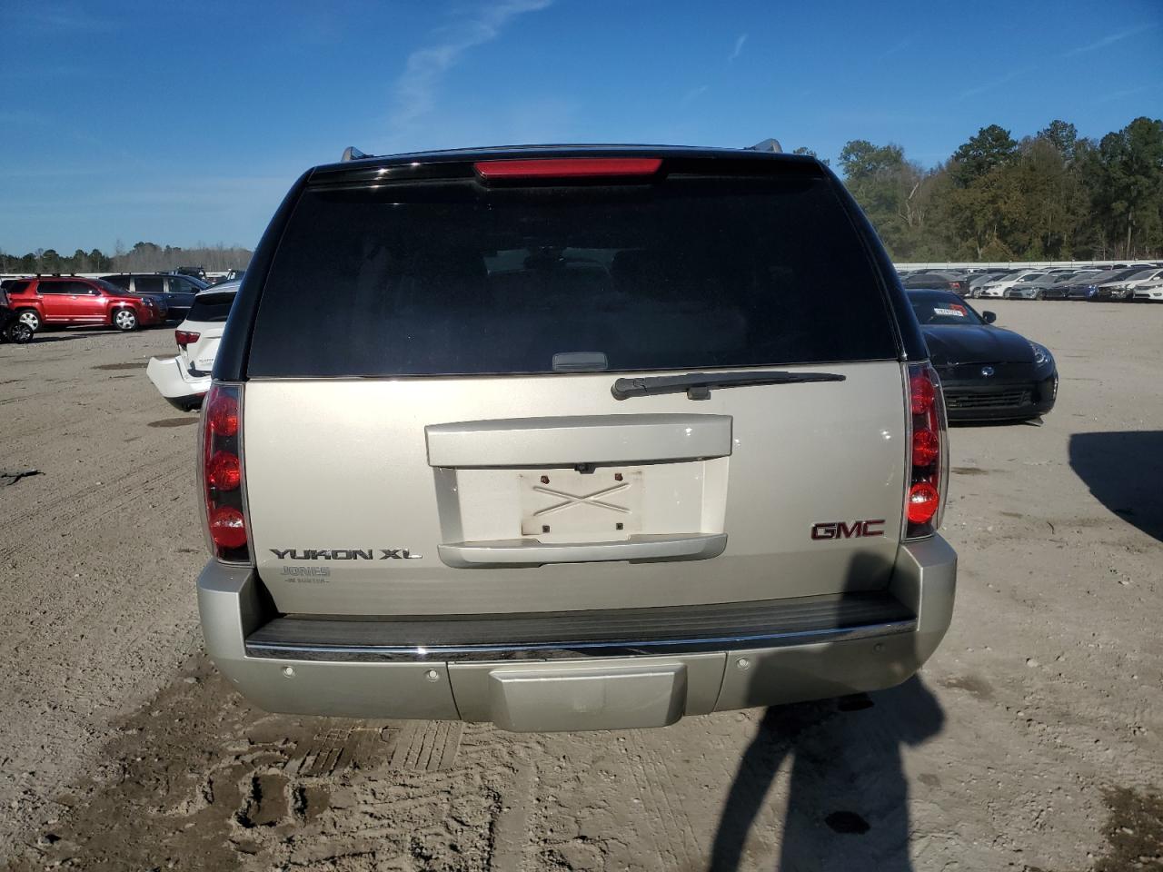 1GKS2MEF6DR209613 2013 GMC Yukon Xl Denali