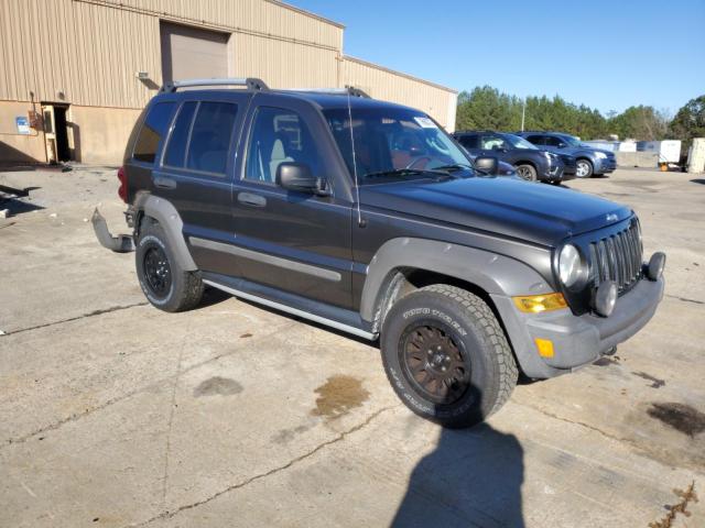 1J4GL38K65W723122 | 2005 Jeep liberty renegade