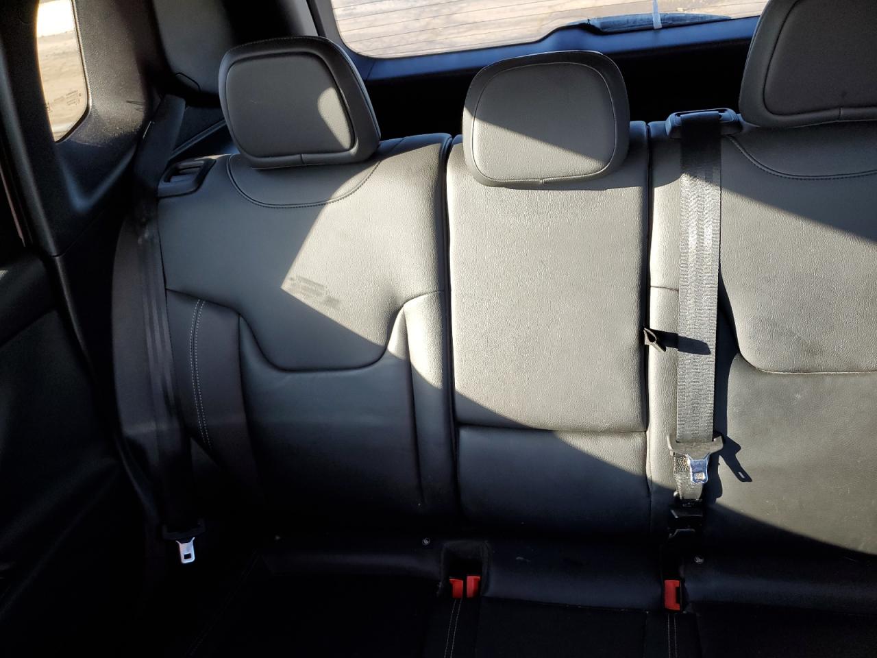 ZACCJADB5HPF72134 2017 Jeep Renegade Limited