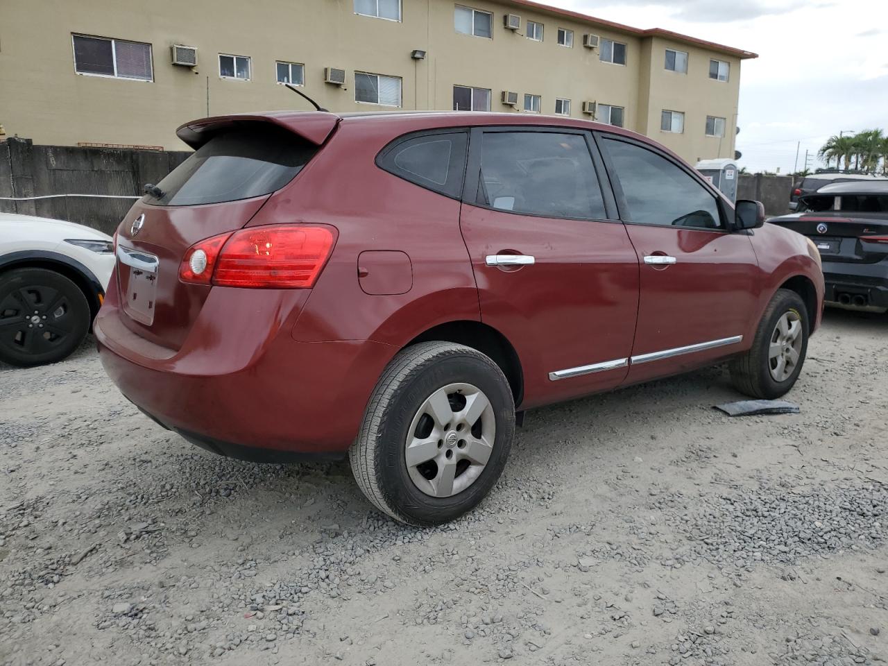 JN8AS5MT1DW513684 2013 Nissan Rogue S