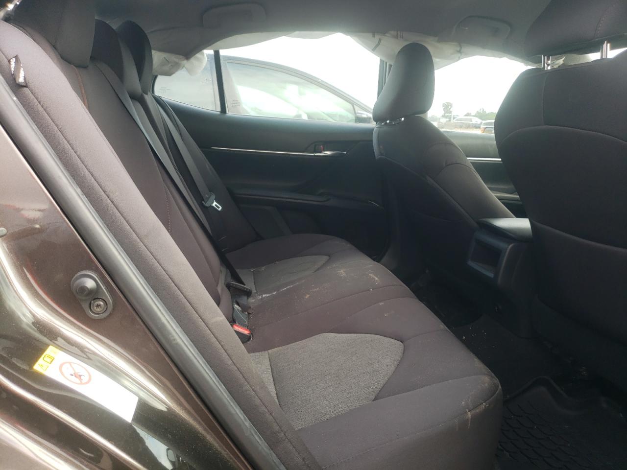 4T1B11HK4JU572972 TOYOTA CAMRY 2018