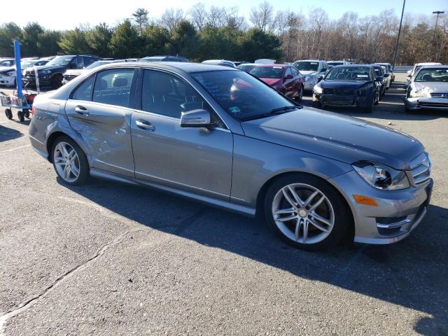 VIN WDDGF8AB4DR244608 2013 Mercedes-Benz C-Class, 3... no.4