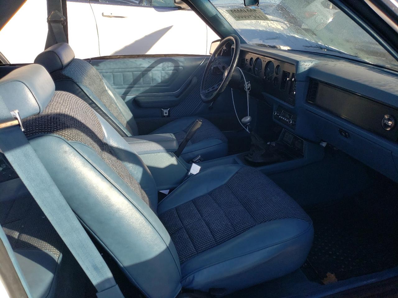 1MEBP67F2CF607437 1982 Mercury Capri