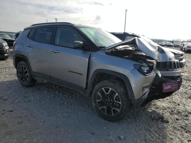 3C4NJDDB0KT653522 | 2019 JEEP COMPASS TR