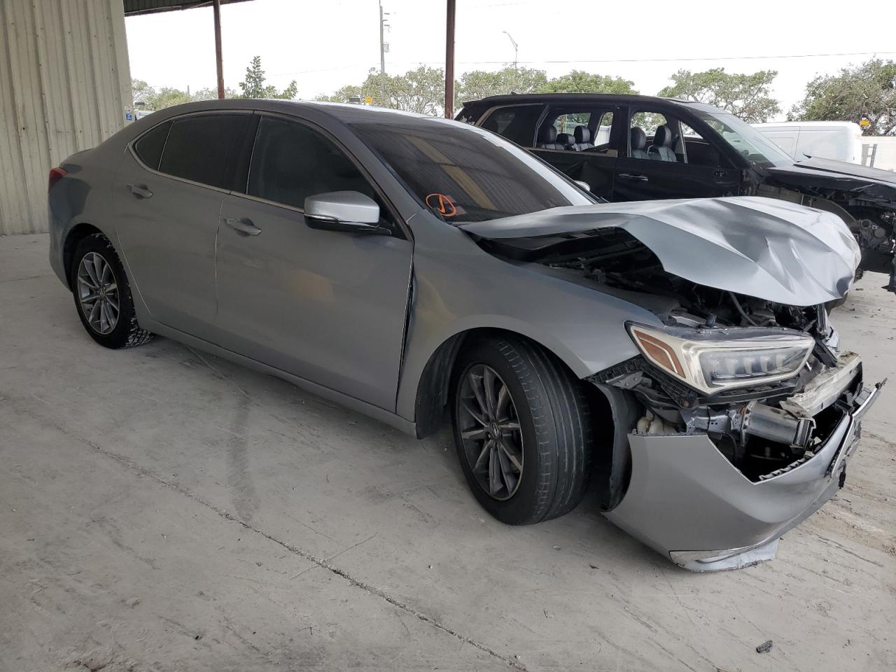 19UUB1F53JA006568 2018 Acura Tlx Tech