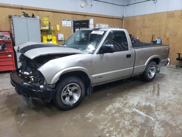 2000 Chevrolet S-10 