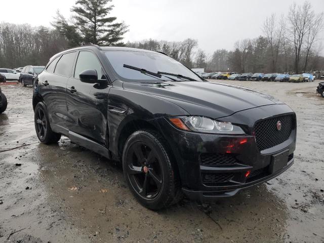 SADCJ2BN9HA096509 | 2017 Jaguar f-pace premium