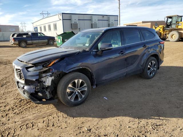 VIN 5TDHZRBH8MS113732 2021 Toyota Highlander, Xle no.1