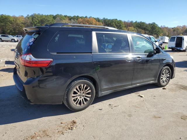 5TDYZ3DC5JS919327 | 2018 TOYOTA SIENNA XLE