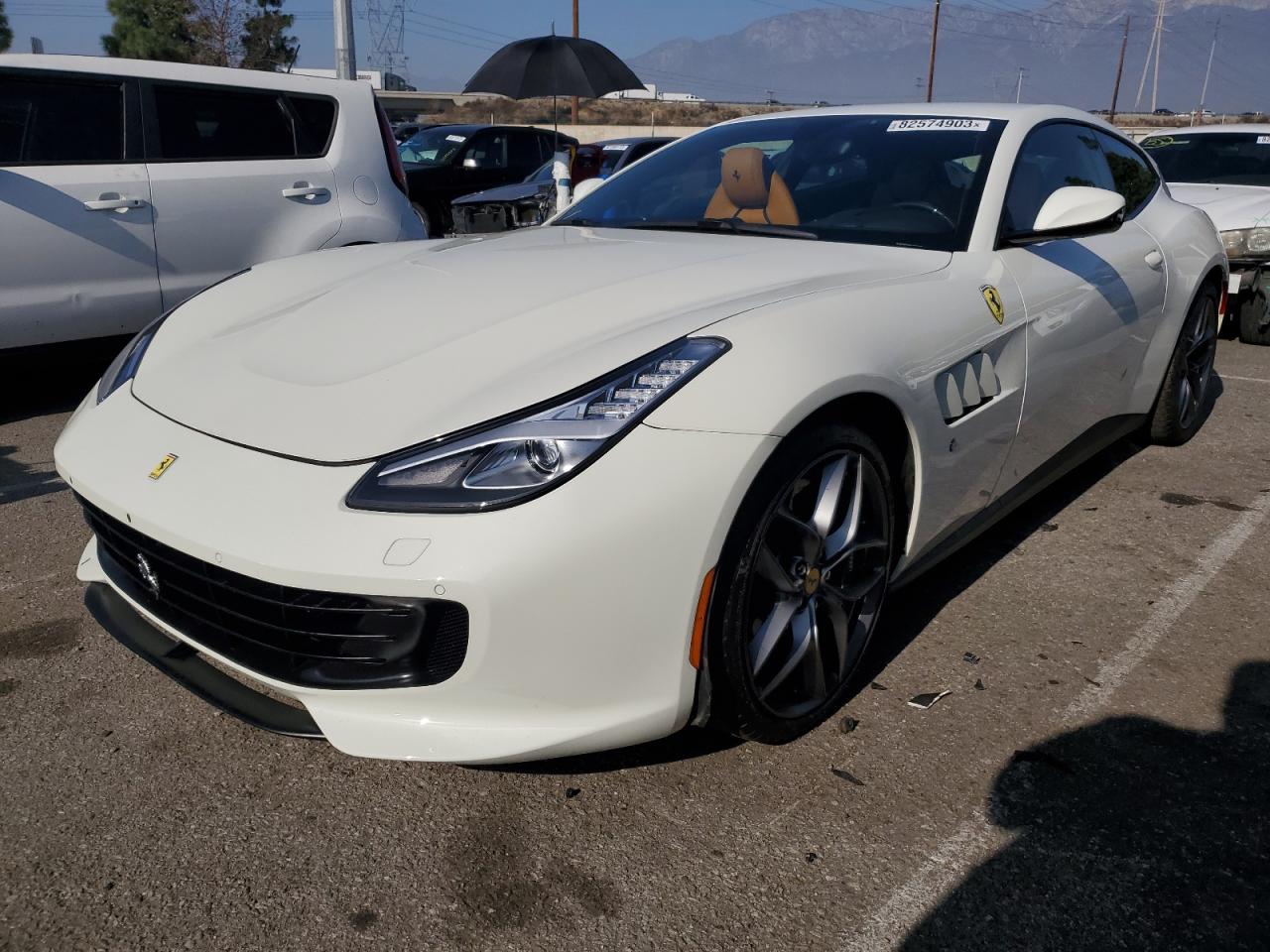 ZFF82YNA6J0237852 2018 Ferrari Gtc 4 Lusso T