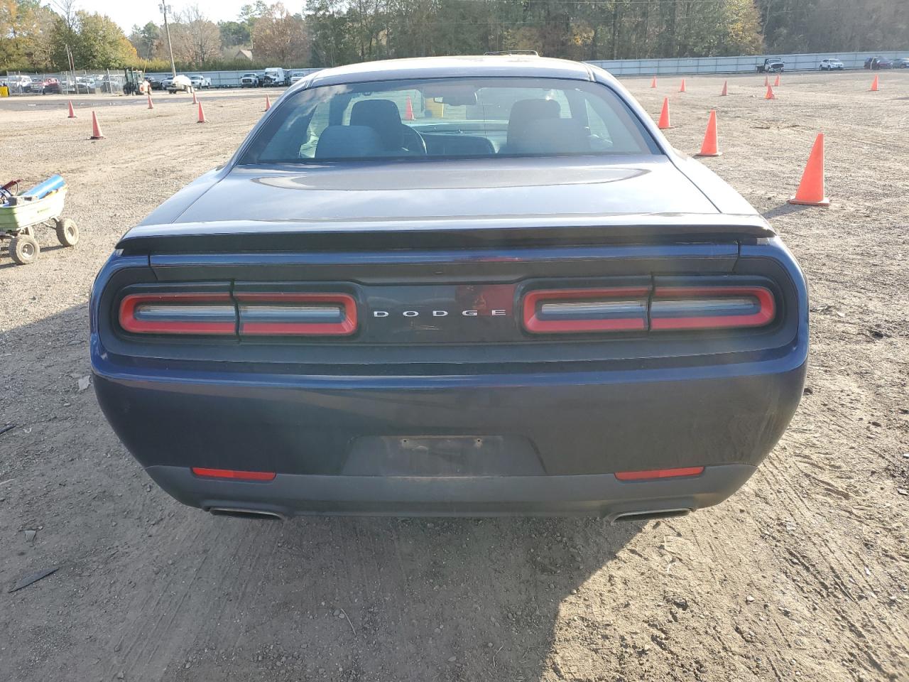 2C3CDZAG2HH613637 2017 Dodge Challenger Sxt