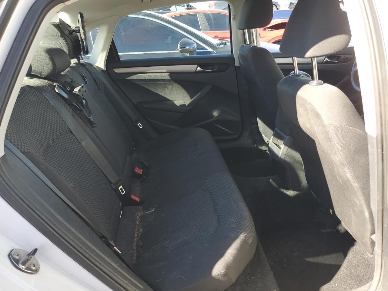 1VWAP7A34CC030944 2012 Volkswagen Passat S