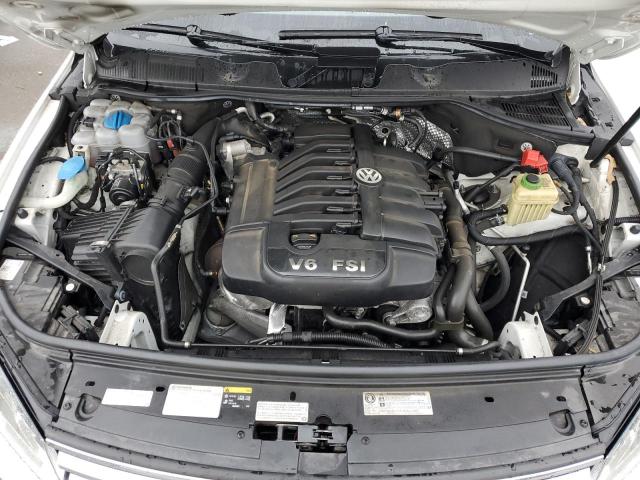 2017 VOLKSWAGEN TOUAREG WO WVGRF7BP8HD001101