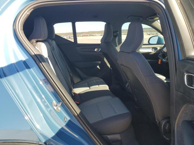 2023 VOLVO XC40 CORE - YV4K92HK3P2090790
