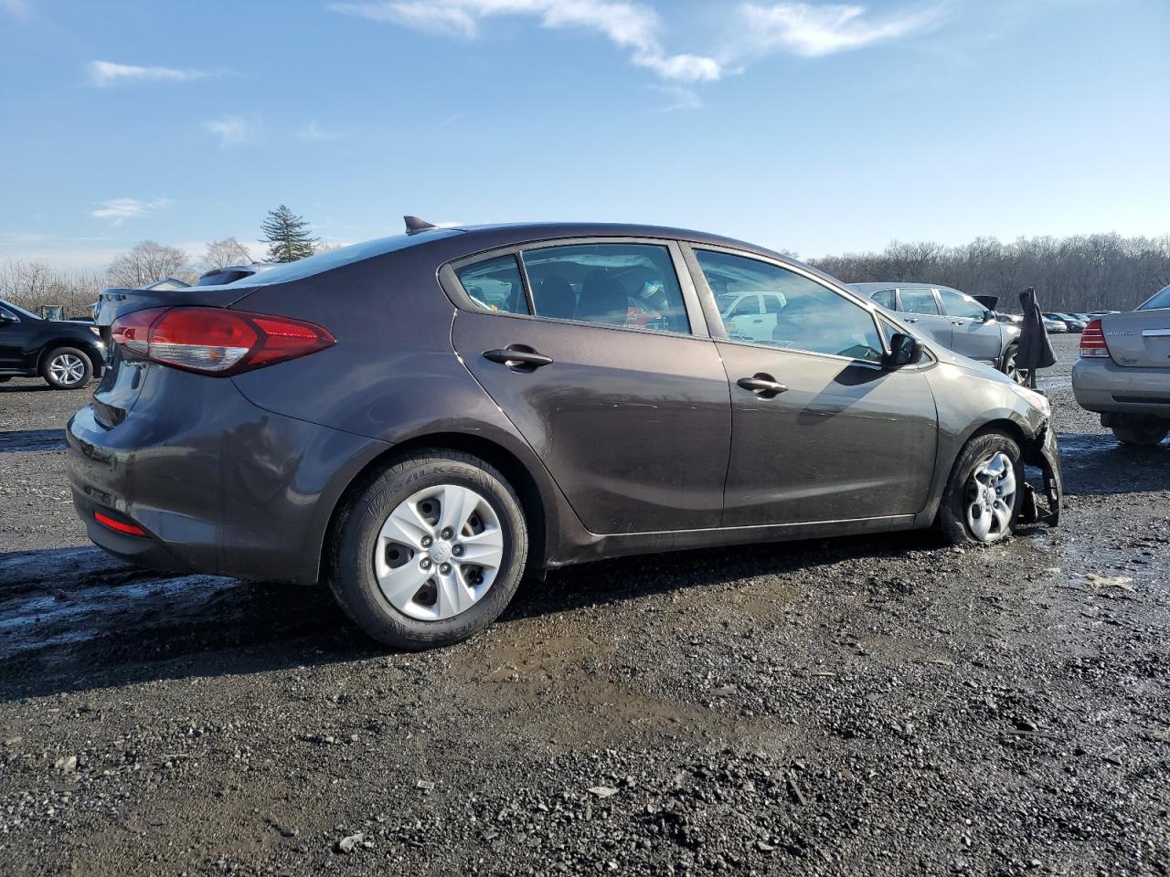 3KPFK4A78JE183535 2018 Kia Forte Lx