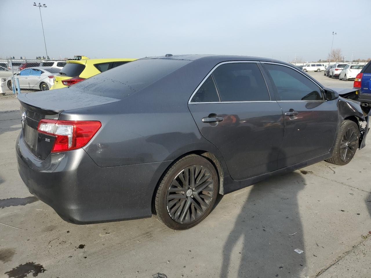 4T1BF1FKXEU417711 2014 Toyota Camry L