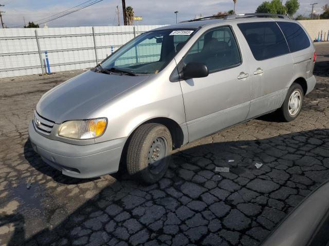 2001 Toyota Sienna LE