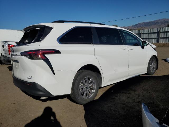 5TDKRKEC2NS103096 | 2022 TOYOTA SIENNA LE