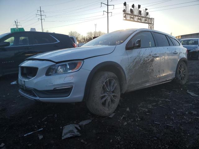 2015 Volvo V60 Cross Country Platinum