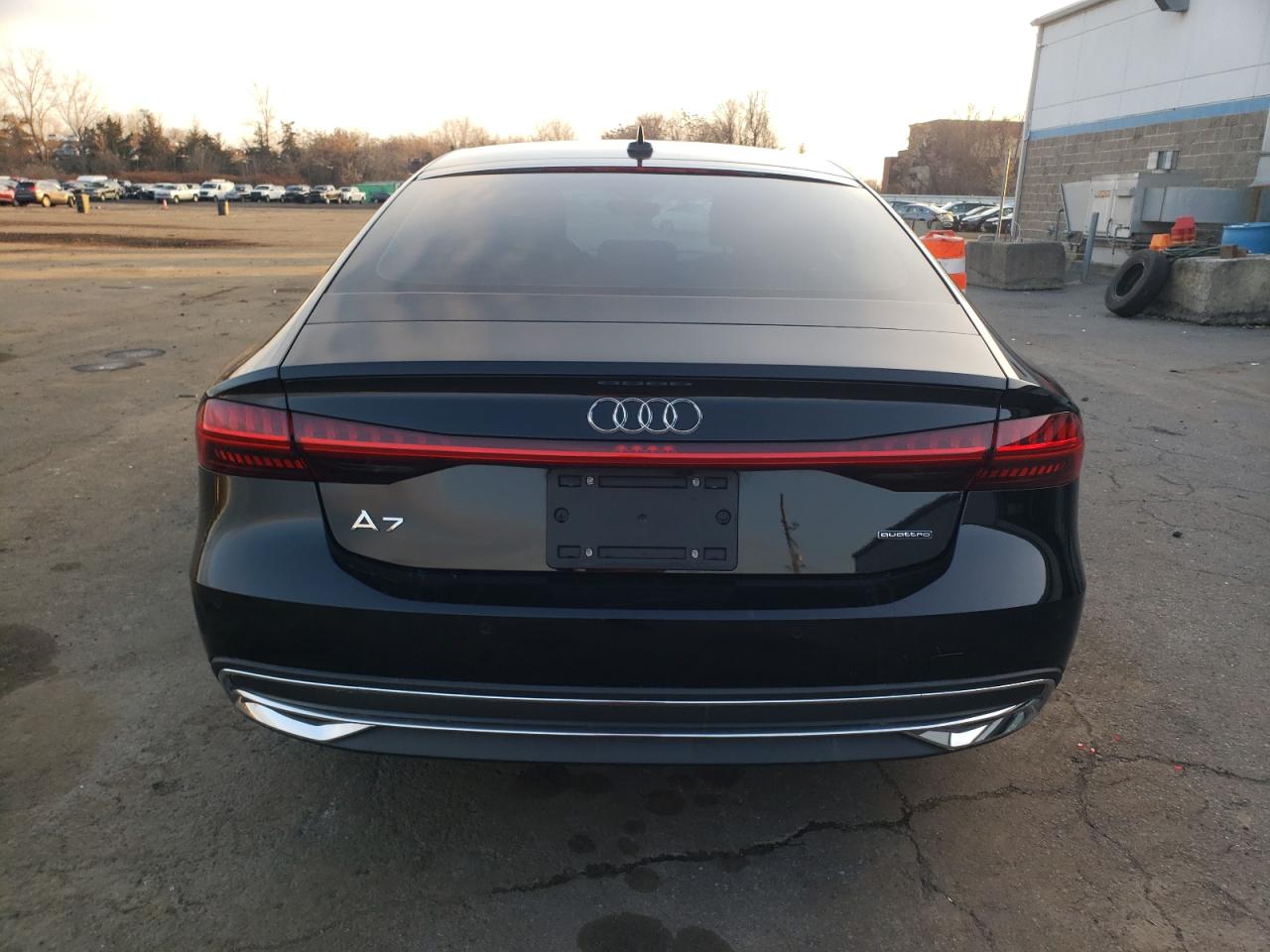 2019 Audi A7 Premium vin: WAUP2AF25KN051228