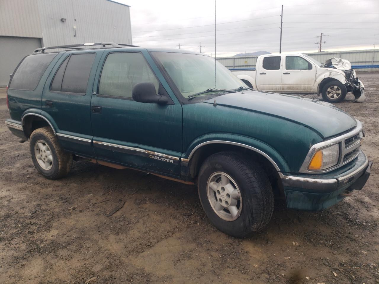 1GNDT13W5T2233046 1996 Chevrolet Blazer