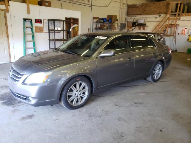 2005 Toyota Avalon XL