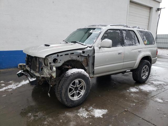 2000 Toyota 4Runner SR5