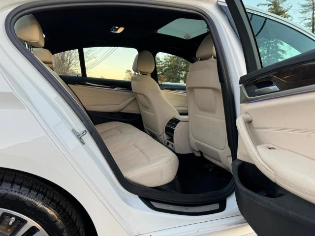 2019 BMW 530XE WBAJB1C55KB375110