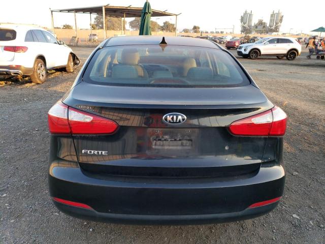 KNAFK4A63F5345952 | 2015 KIA FORTE LX