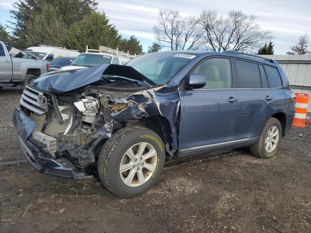 VIN 5TDBK3EH4DS211076 2013 Toyota Highlander, Base no.1