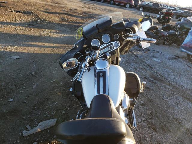 2009 HARLEY-DAVIDSON FLHTCU 1HD1FC4119Y609344