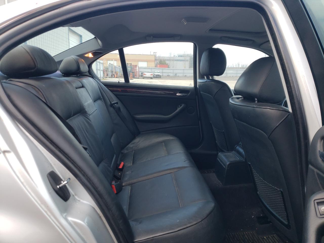 wbaew534x2pg16797 WBAEW534X2PG16797 2002 BMW 330 Xi