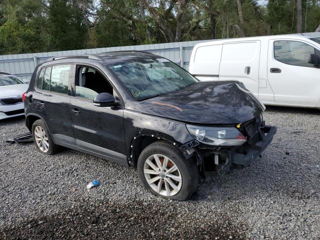 WVGAV7AX0HK046725 | 2017 Volkswagen tiguan s