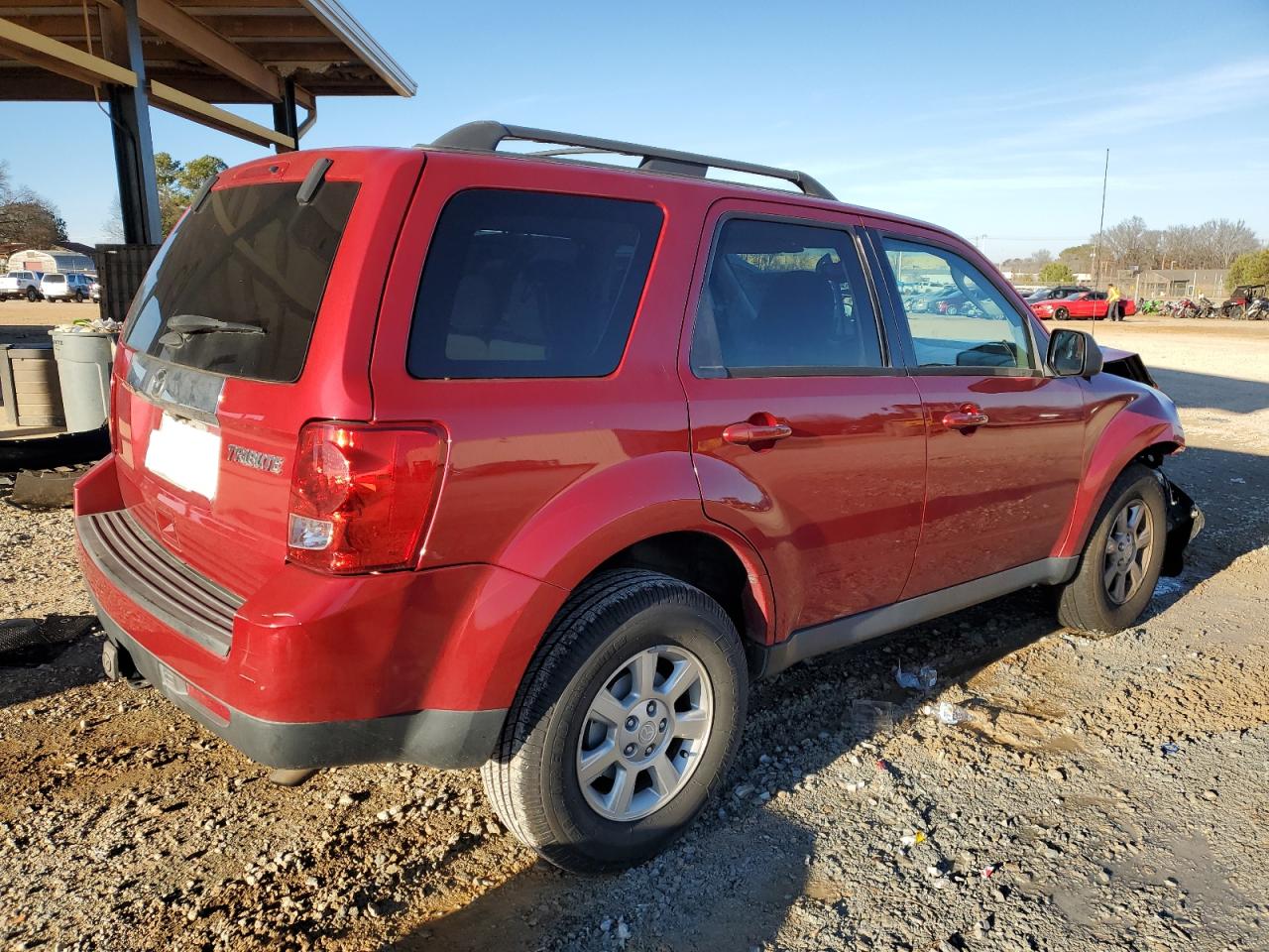 4F2CY0GG8BKM02557 2011 Mazda Tribute S