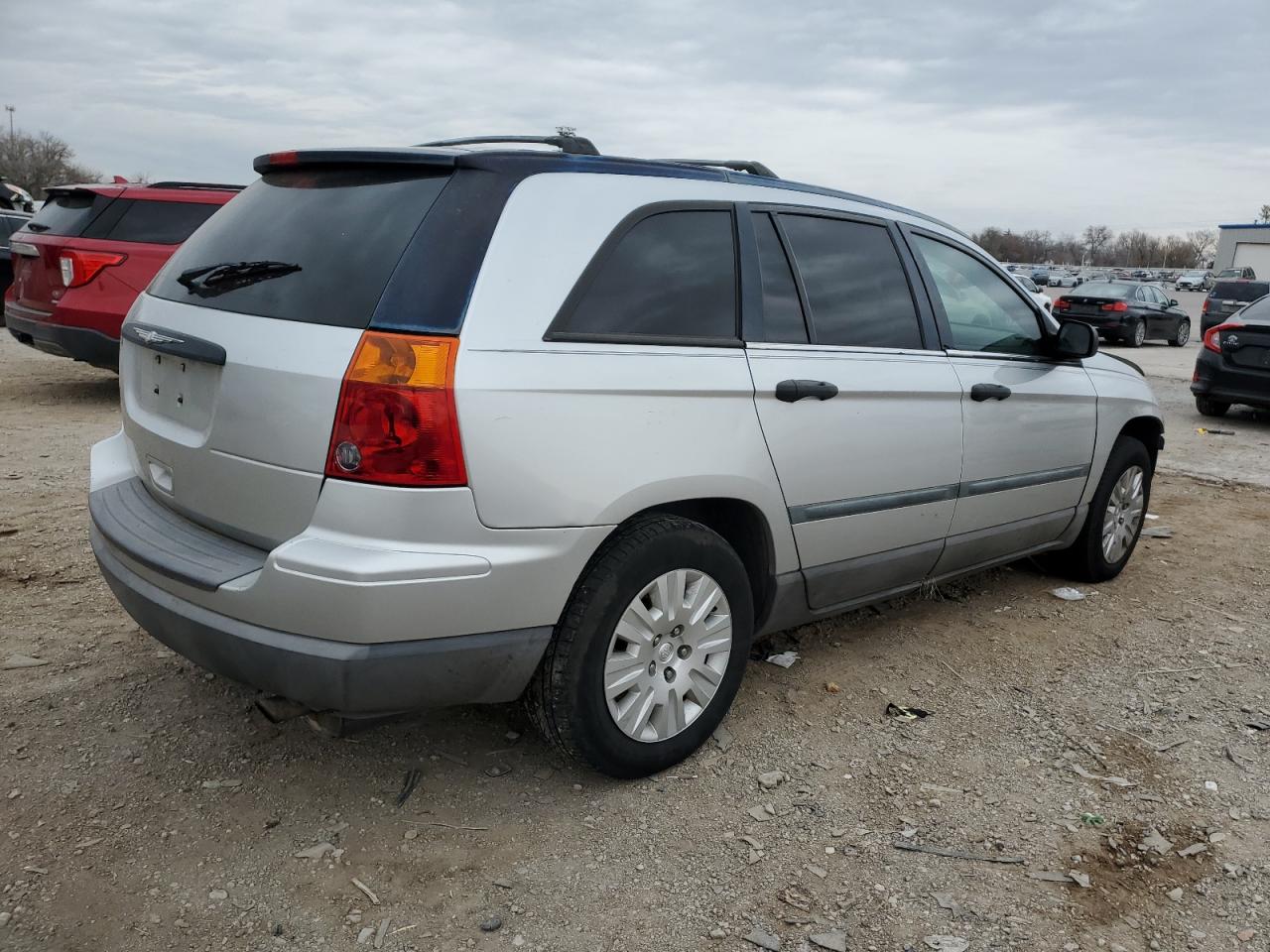 2C8GM48L75R311073 2005 Chrysler Pacifica