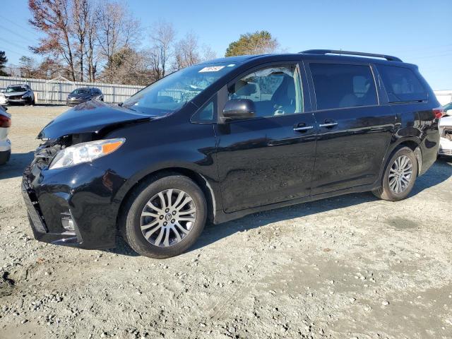 2018 TOYOTA SIENNA XLE - 5TDYZ3DC0JS935788