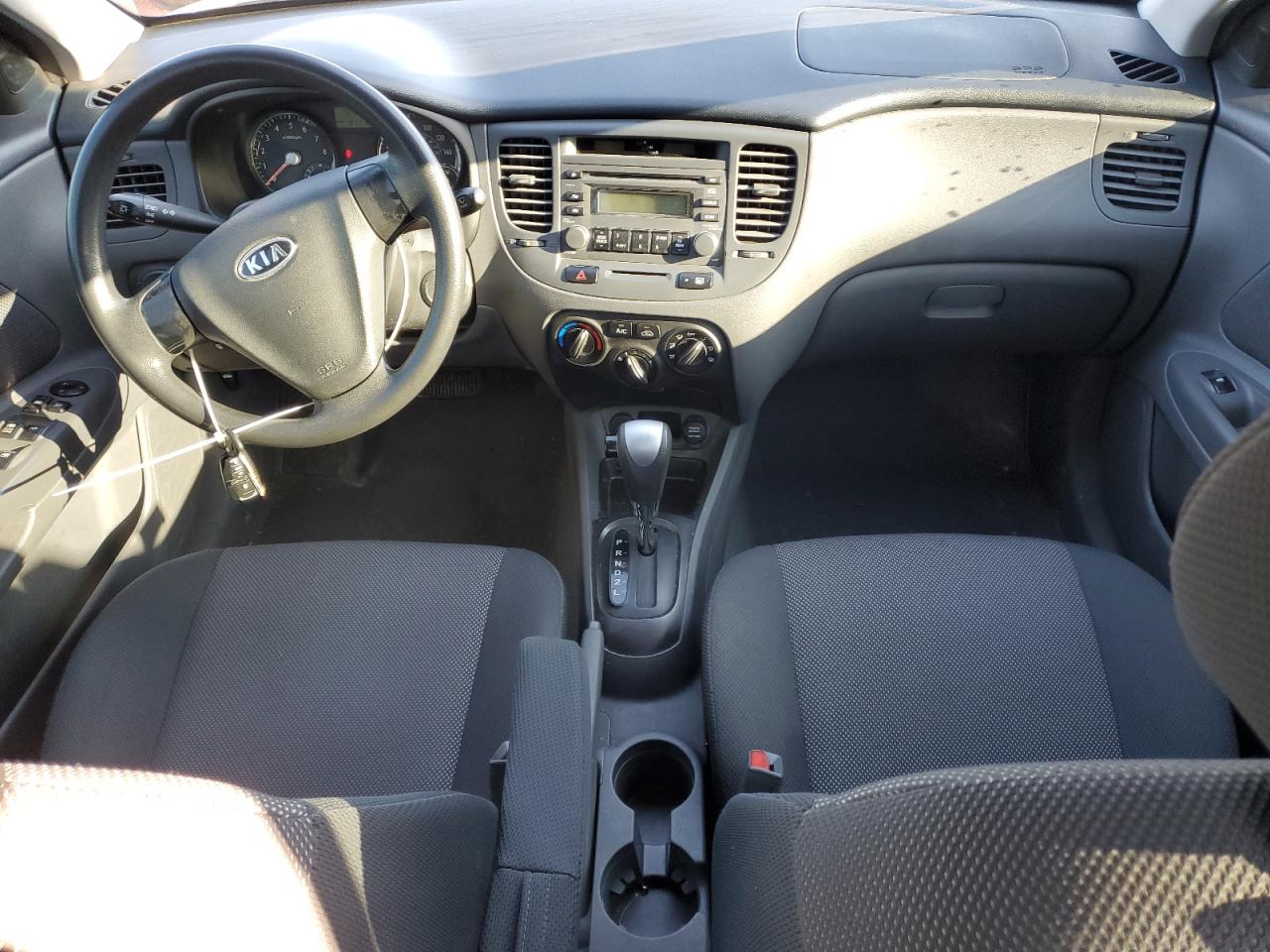 knade123686401705 KNADE123686401705 2008 Kia Rio Base