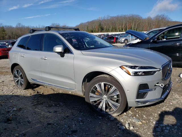 2022 VOLVO XC60 B6 IN - YV4062RL6N1074853